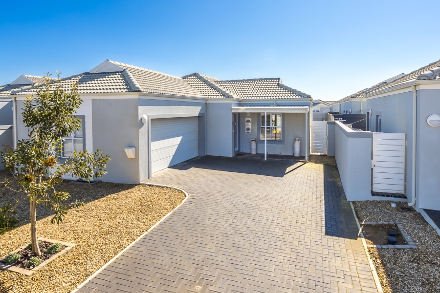 To Let 3 Bedroom Property for Rent in Pinehurst Western Cape